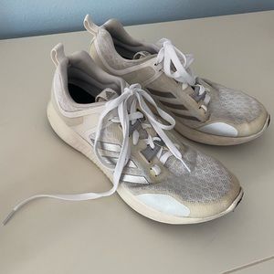Addias tennis shoes